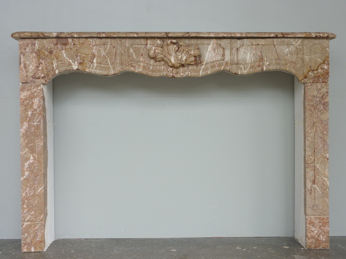 Antique fireplace  - Marble - Louis XV - XVIIIth C.