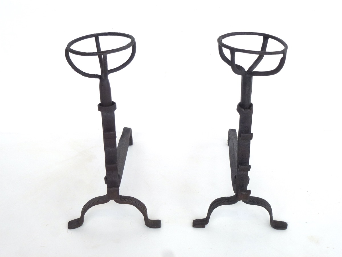 Chenets anciens, Landier anciens  - Fer forgé - Haute époque - XVIIeS.