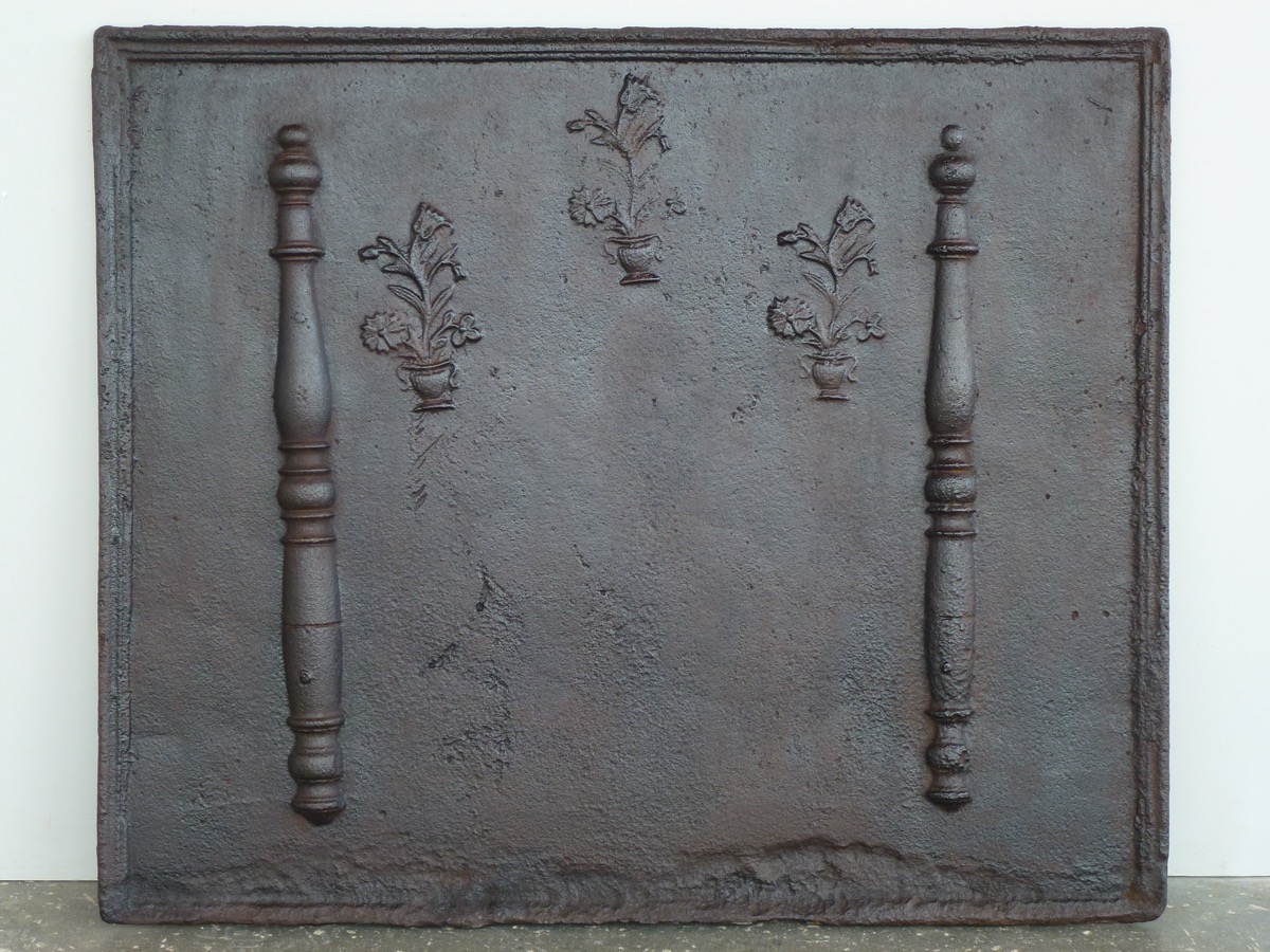 Plaque cheminée ancienne, Contrecoeur ancien  - Fonte - Louis XVI - XVIIIe S.