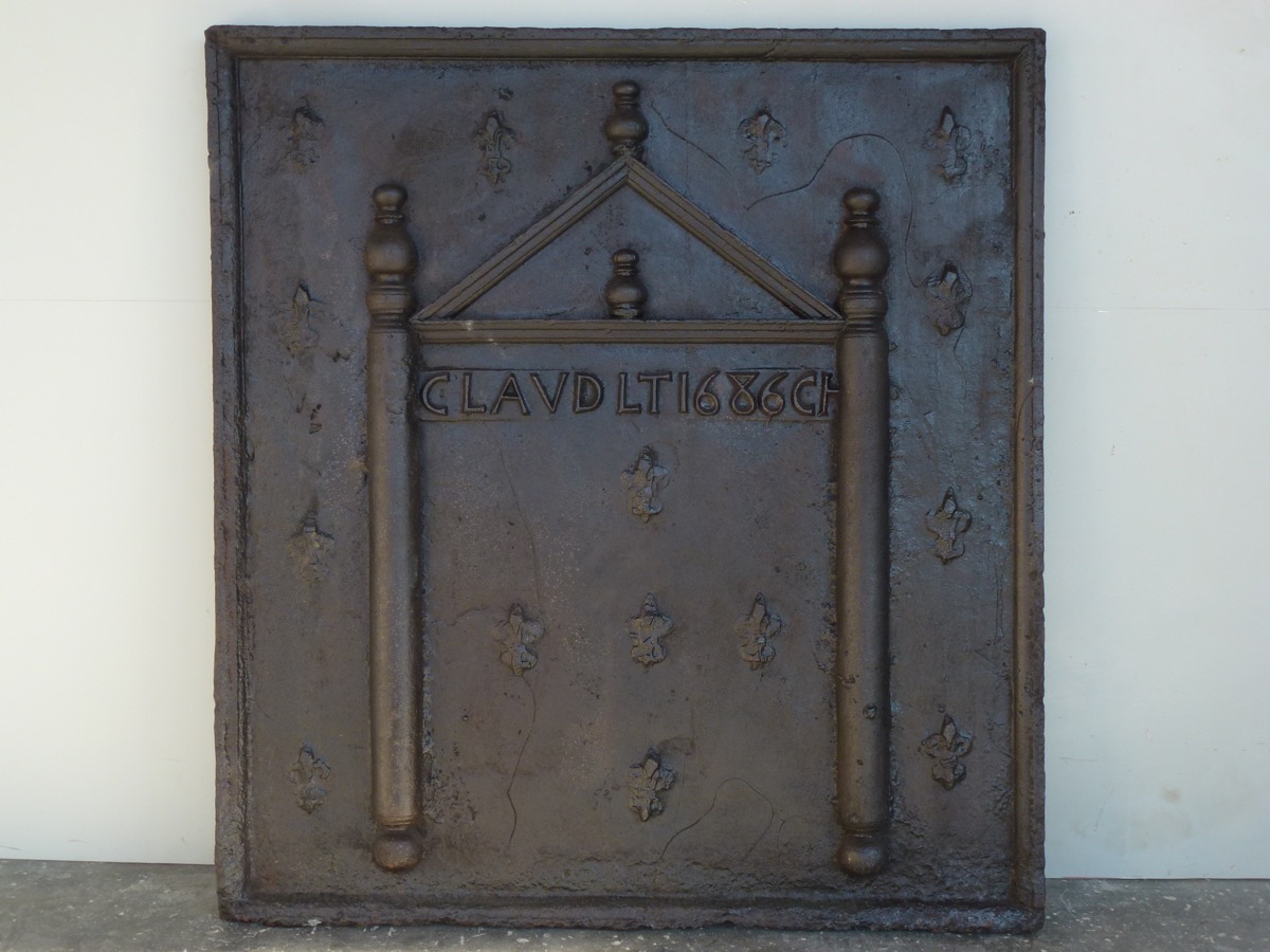 Antique fireback, Cast iron fire-back  - Cast iron - Louis XVI - XVIIth C.