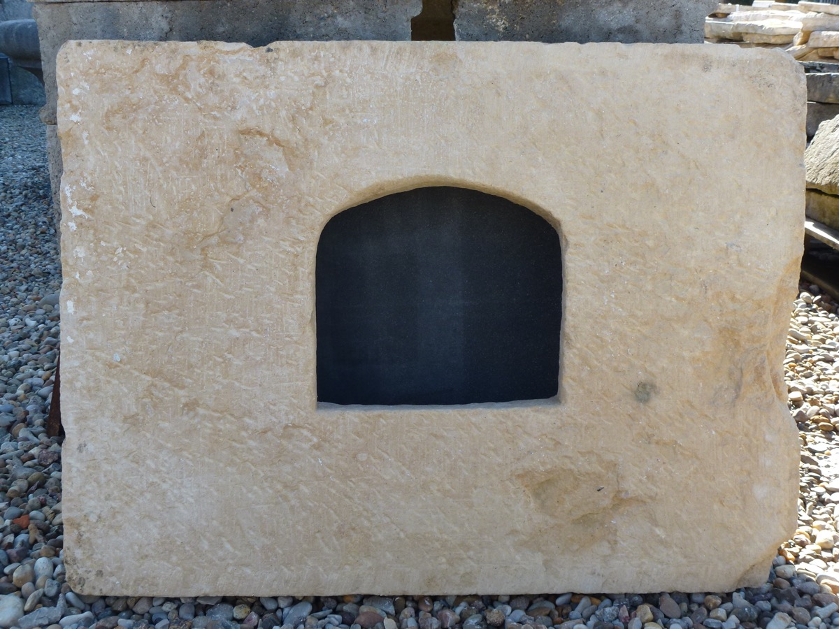Stone warming oven  - Stone - Louis XIV - XVIIth C.