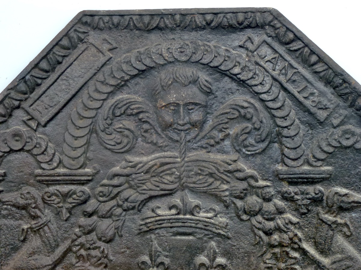 Plaque cheminée ancienne, Contrecoeur ancien  - Fonte - Renaissance - XVIII<sup>e</sup> S.
