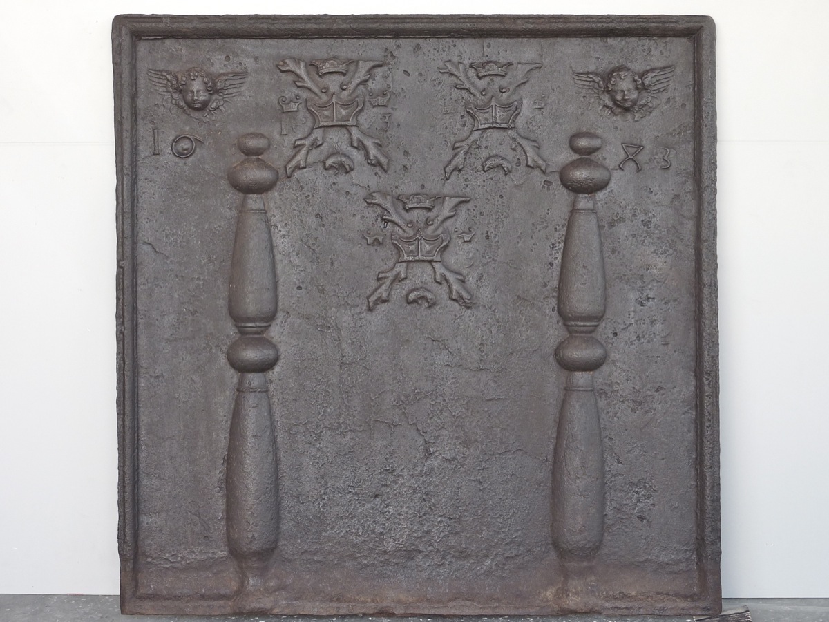 Plaque cheminée ancienne, Contrecoeur ancien  - Fonte - Louis XIV - XVIIeS.