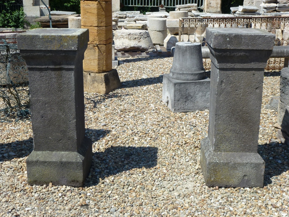 Antique Pedestal, antique base  - Stone - Néo-classique - XIXth C.