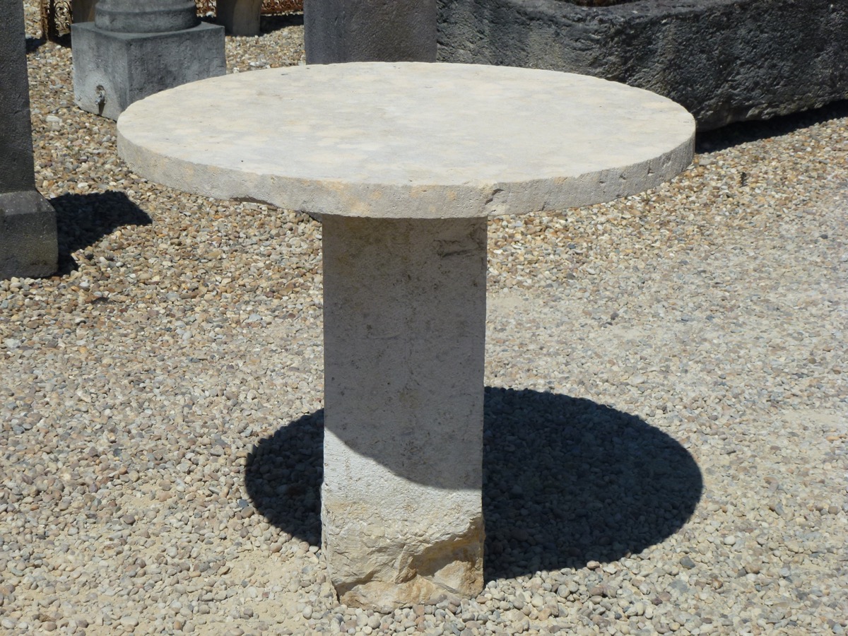 Table de jardin en pierre  - Pierre - Restauration - XIXe S.