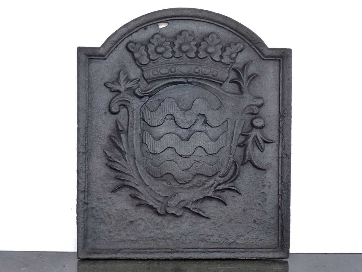 Antique fireback, Cast iron fire-back  - Cast iron - Louis XV - XVIIIthC.