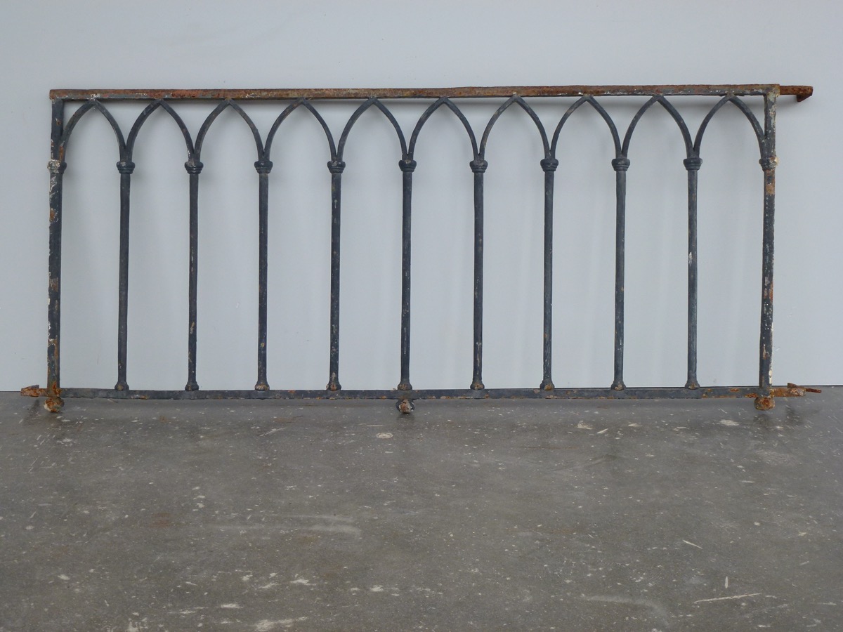 Antique balcony, Balustrade  - Wrought iron - Gothic Revival - XIXth C.