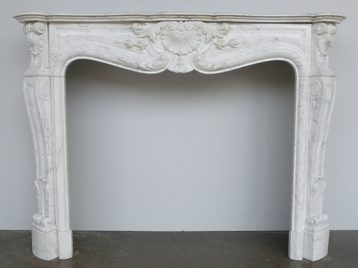 Cheminée ancienne  - Marbre blanc - Louis XV - XIXeS.