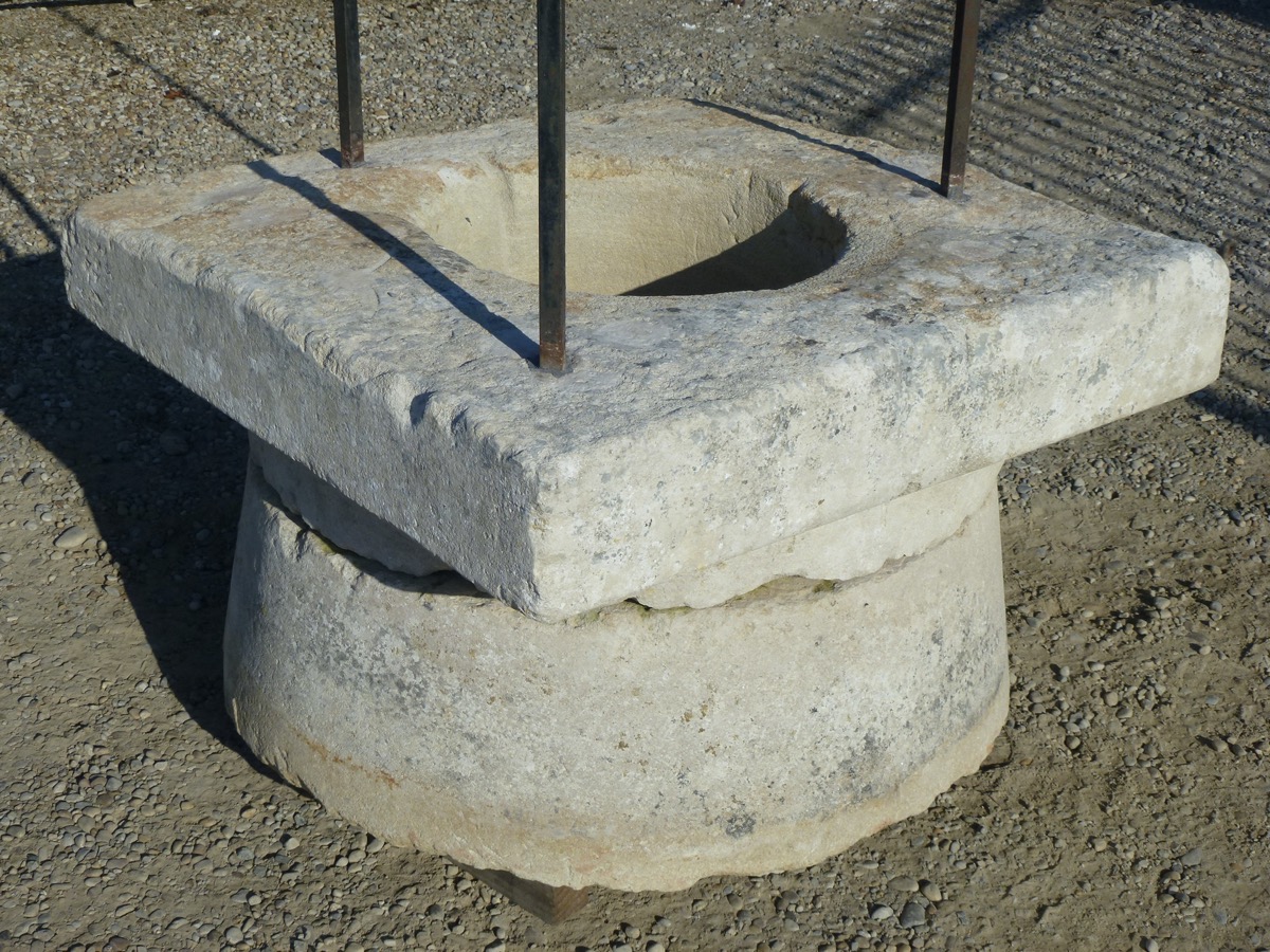Puits en pierre, Margelle de puits  - Pierre  - XIX<sup>e</sup> S.