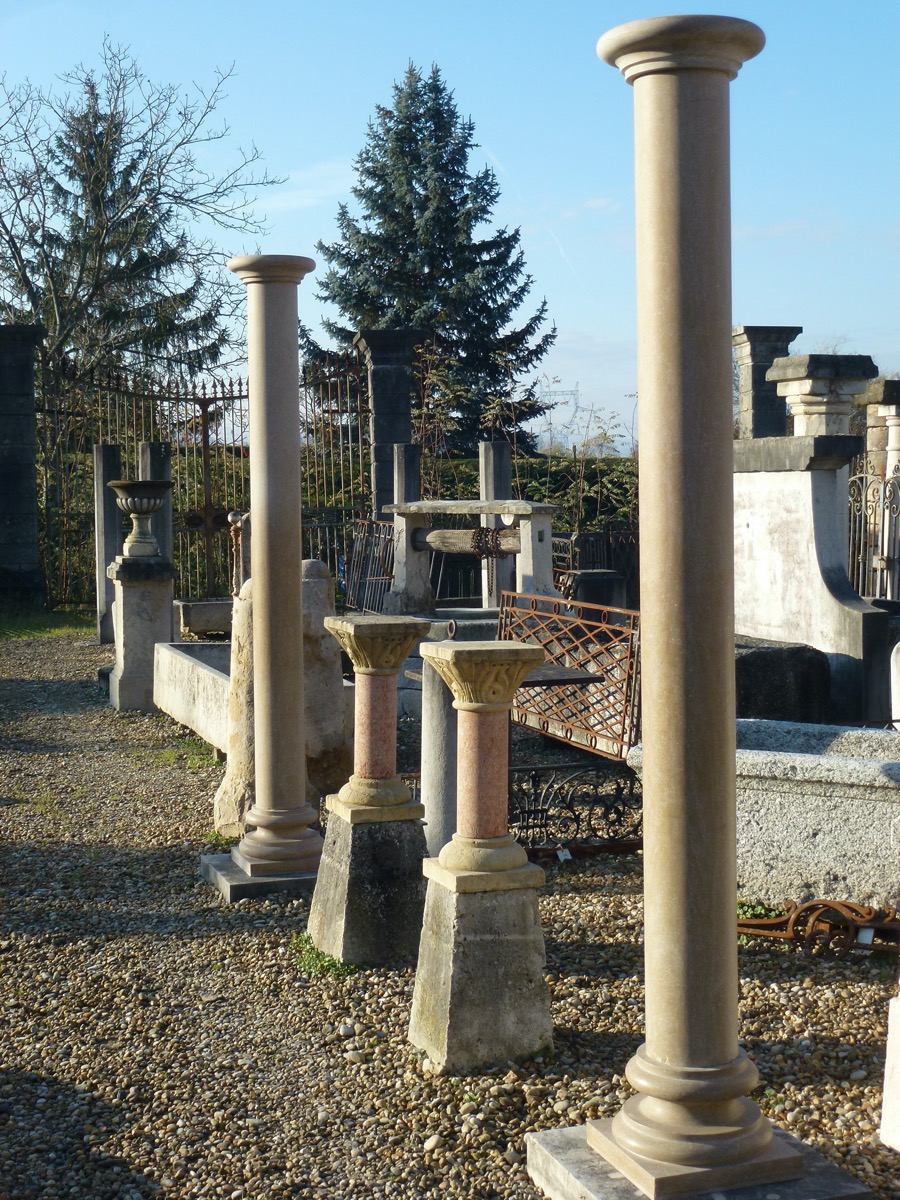 Colonne en pierre, Pilier en pierre  - Pierre - Néo-classique - XXeS.