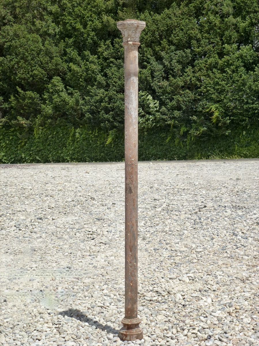 Cast iron pole  - Cast iron - Napoléon III - XIXth C.