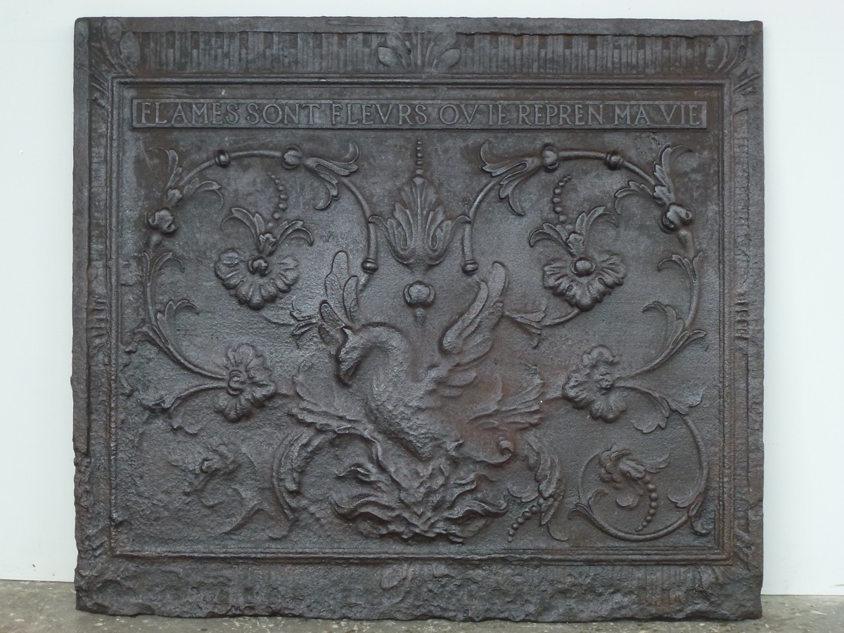 Plaque cheminée ancienne, Contrecoeur ancien  - Fonte - Renaissance - XVIIe S.