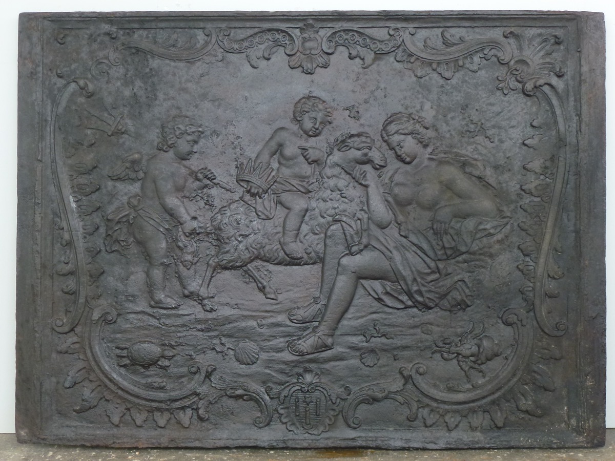 Plaque cheminée ancienne, Contrecoeur ancien  - Fonte - Louis XV - XVIIIeS.