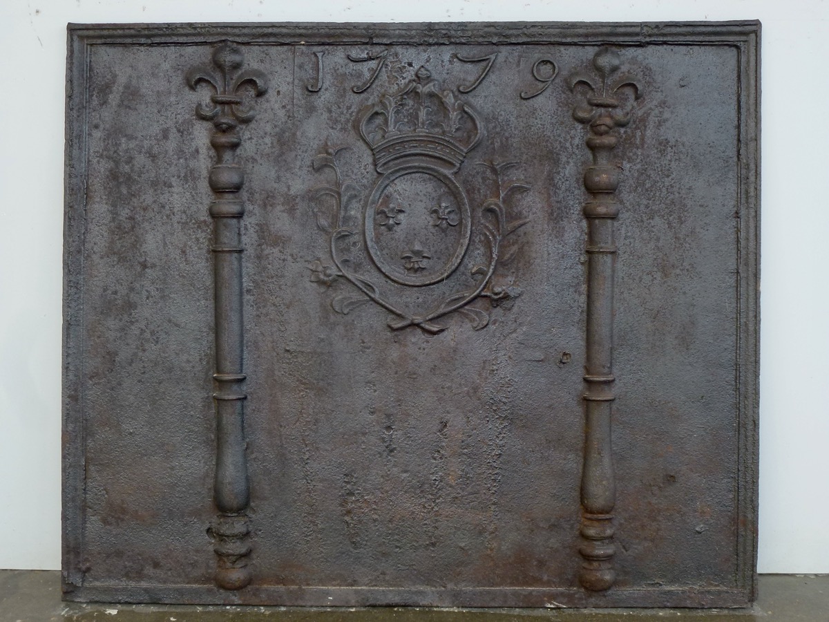 Plaque cheminée ancienne, Contrecoeur ancien  - Fonte - Louis XIV - XVIIIe S.