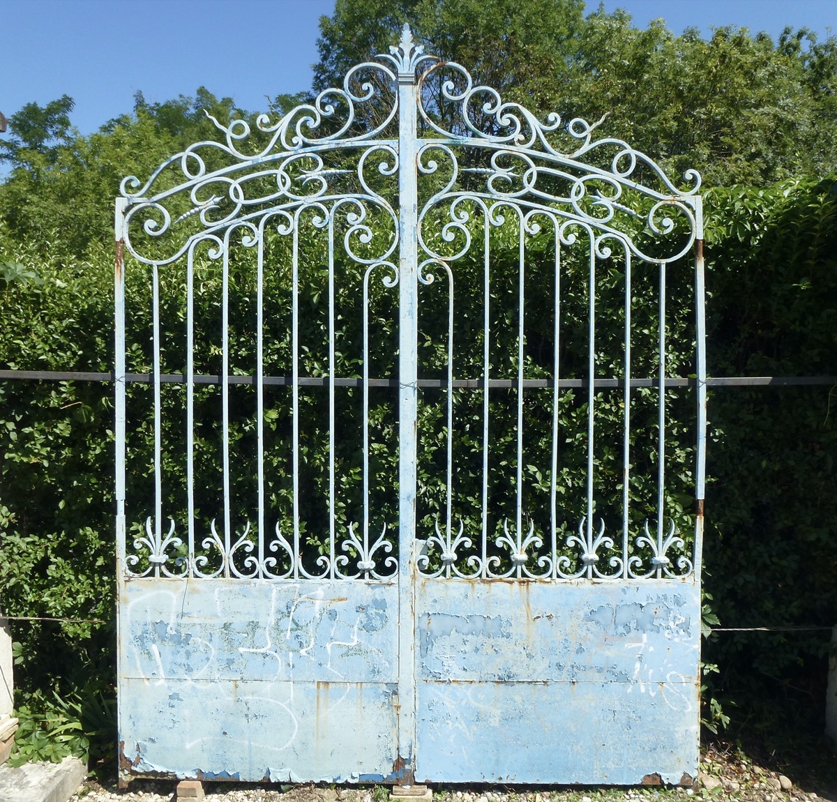 Antique gate, Gatepillar  - Wrought iron - Louis XV - XIXthC.