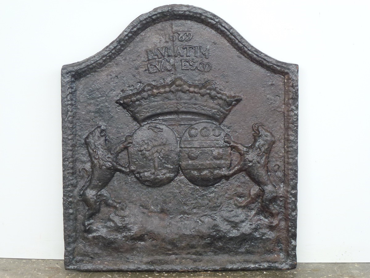 Plaque cheminée ancienne, Contrecoeur ancien  - Fonte - Louis XIV - XVIIeS.