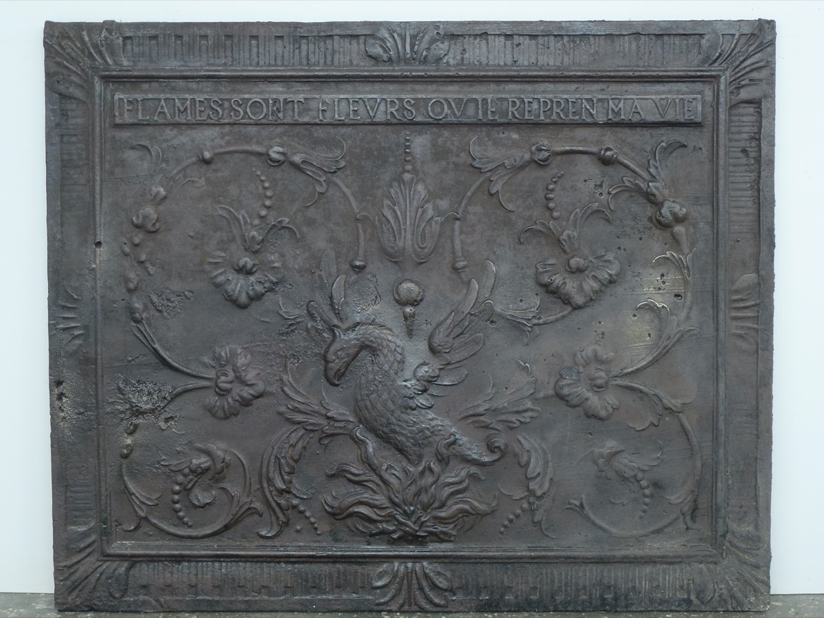 Plaque cheminée ancienne, Contrecoeur ancien  - Fonte - Renaissance - XVIIIe S.