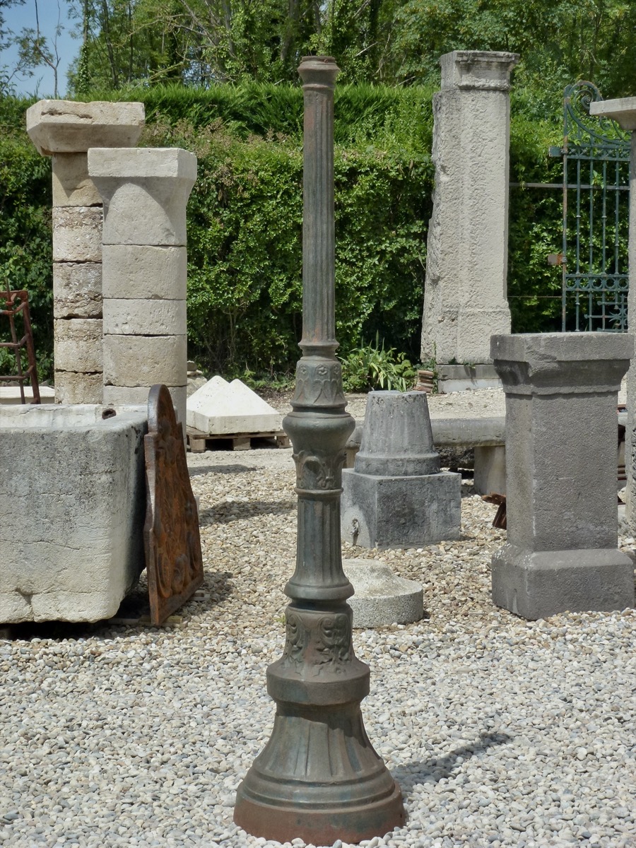 Lampadaire ancien, Réverbère ancien