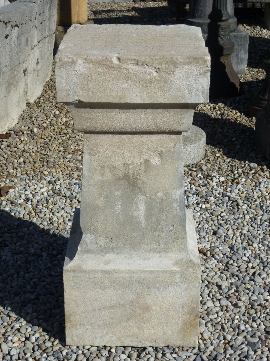 Piédestal en pierre, socle ancien  - Pierre - Haussmannien - XIX<sup>e</sup> S.