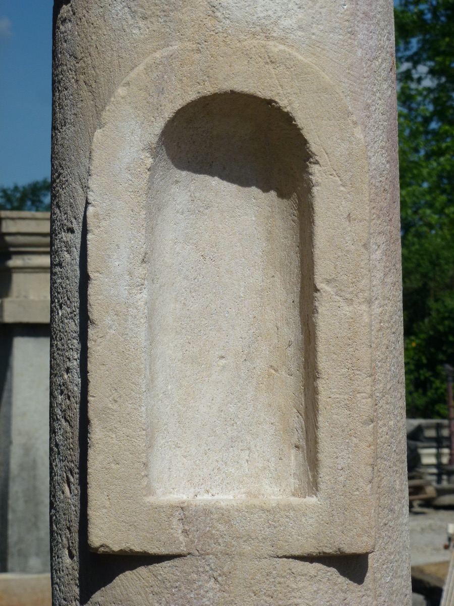 Colonne en pierre, Pilier en pierre  - Pierre - Louis XVI - XVIII<sup>e</sup> S.