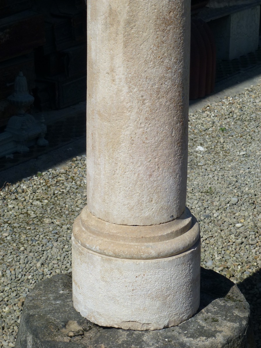 Colonne en pierre, Pilier en pierre  - Pierre - Louis XVI - XVIII<sup>e</sup> S.