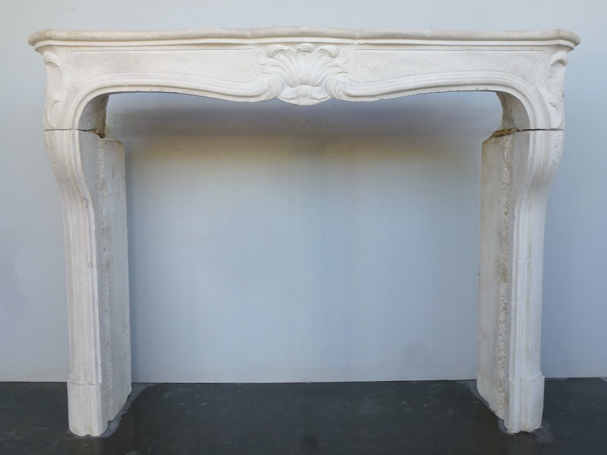 Antique fireplace  - Stone - Régence - XVIIIth C.