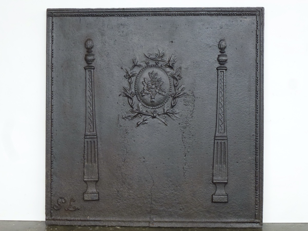 Plaque cheminée ancienne, Contrecoeur ancien  - Fonte - Louis XVI - XIXeS.