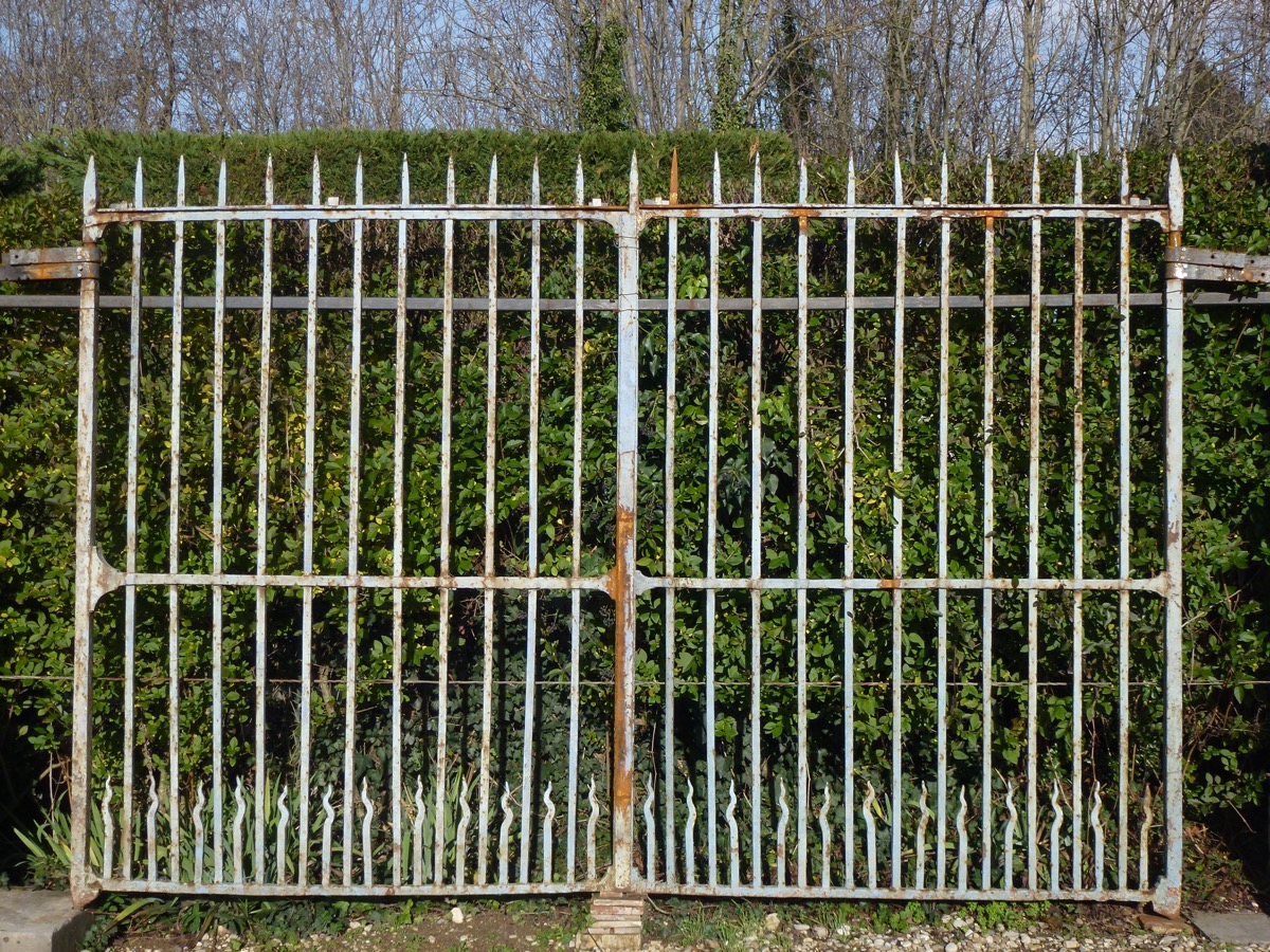 Antique gate, Gatepillar  - Wrought iron - Louis XIV - XVIIIthC.
