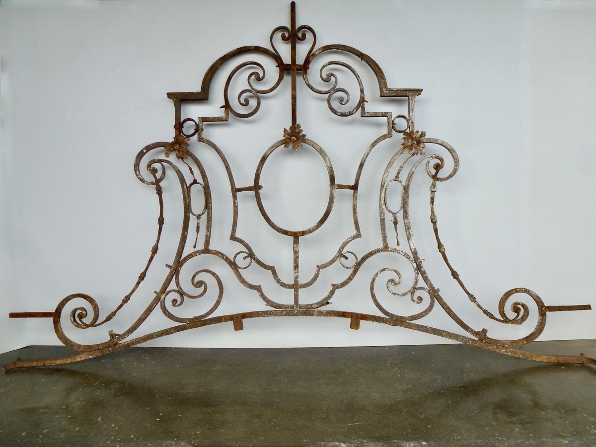 Antique gate pediment  - Wrought iron - Louis XIV - XVIIth C.