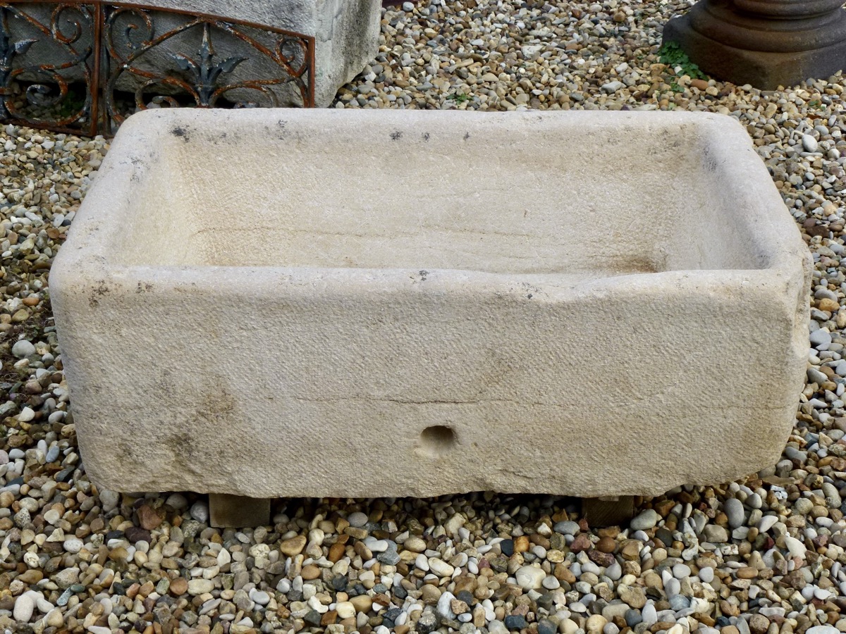 Antique stone trough  - Stone - Rustic country - XIXth C.