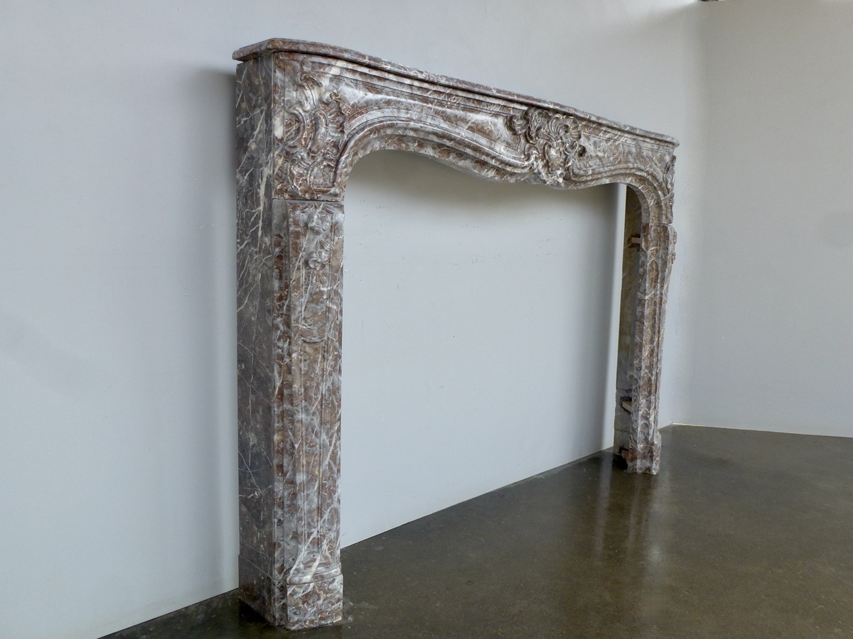Antique fireplace  - Marble - Louis XV - XVIII<sup>th</sup> C.