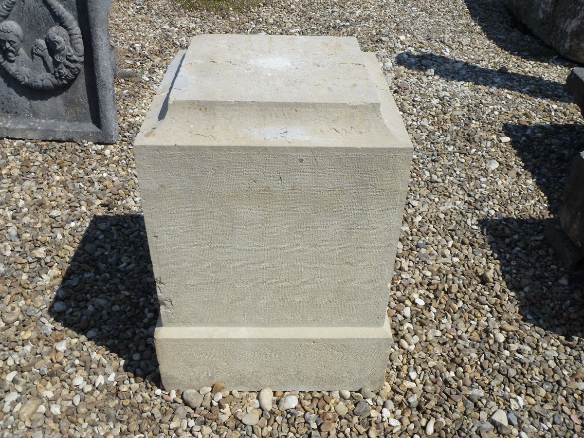 Antique Pedestal, antique base  - Cast iron - Louis XVI - XVIIIth C.