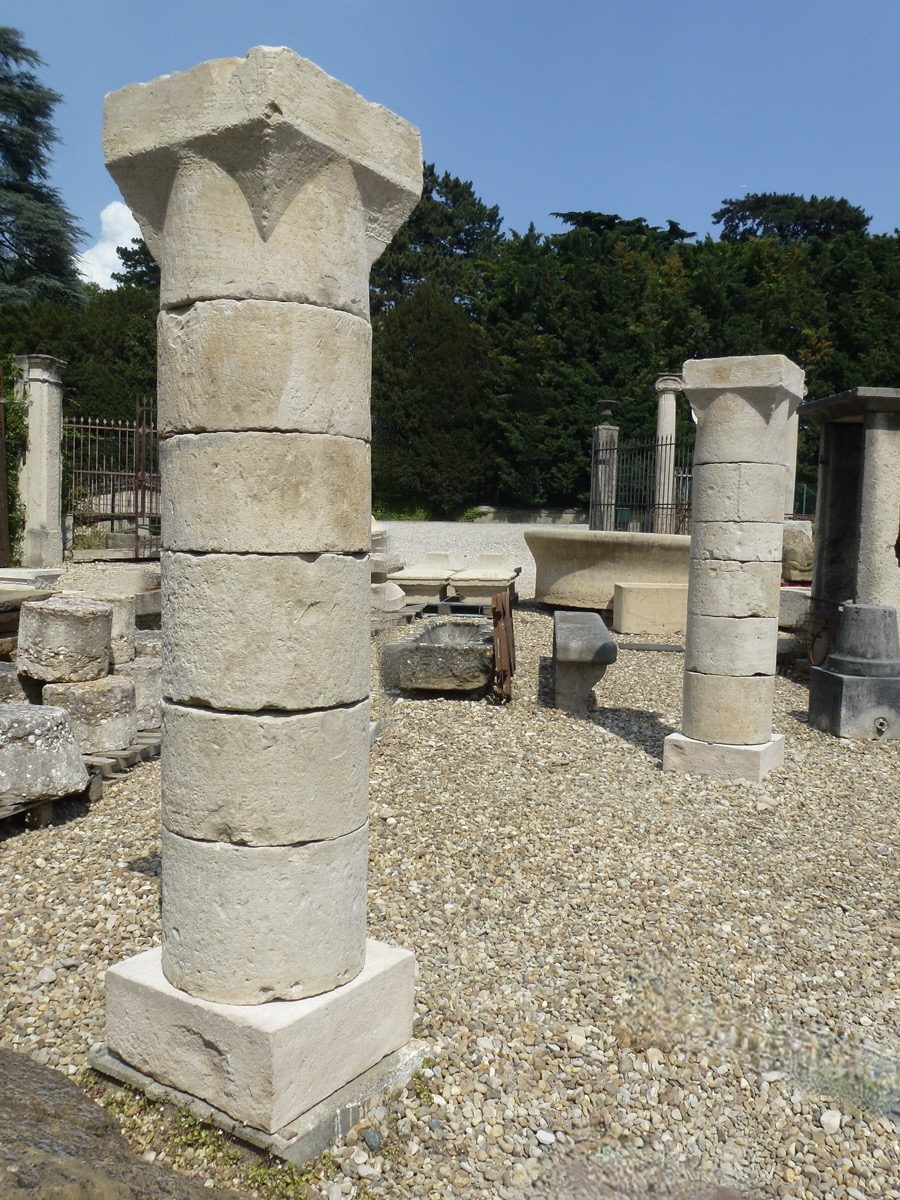 Antique column, Pillar  - Stone - Medieval - XVthC.