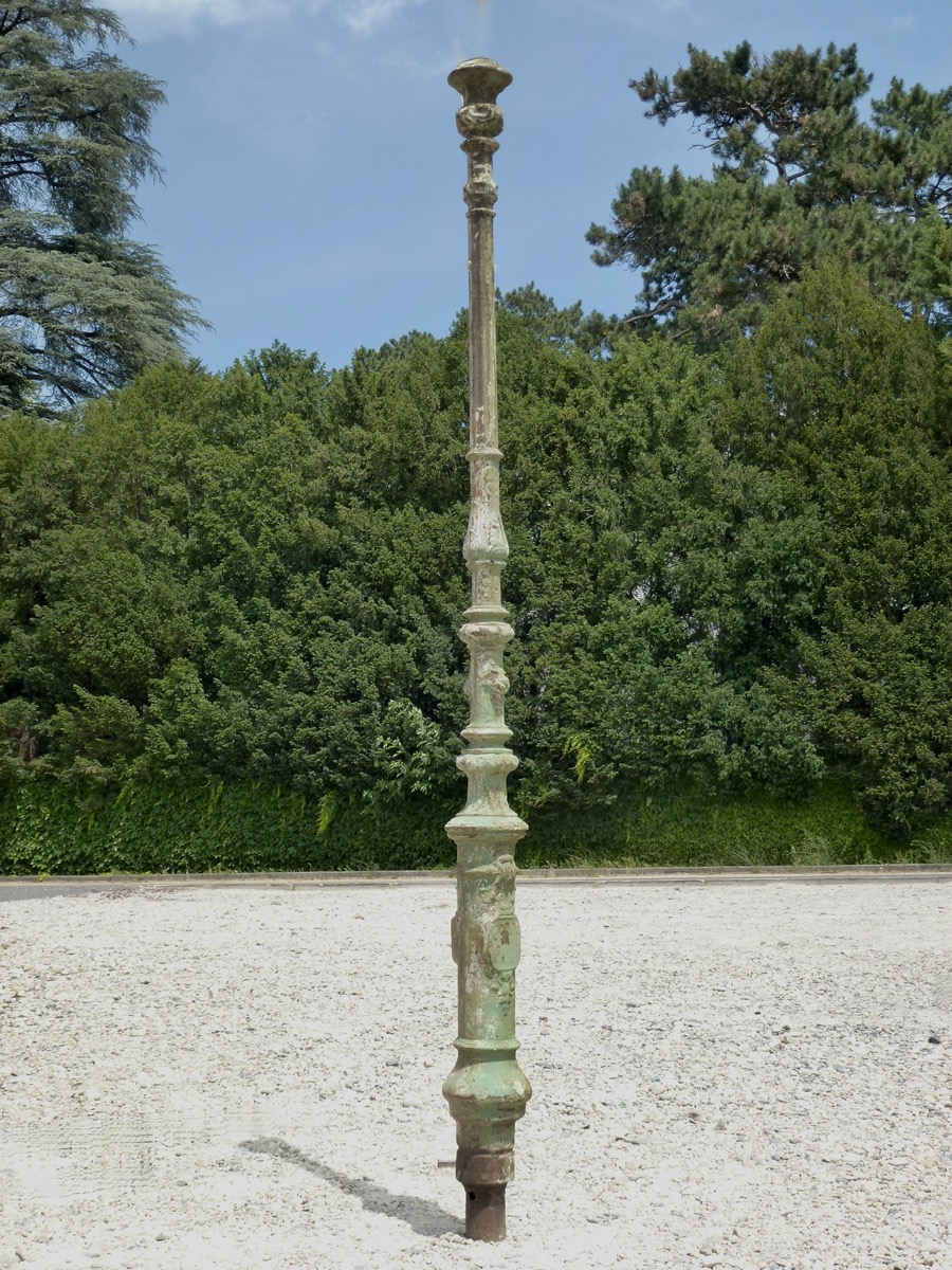 Cast iron pole  - Cast iron - Napoléon III - XIXth C.