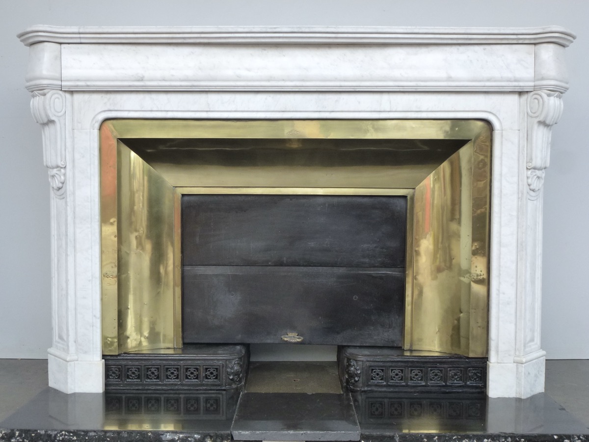 Antique fireplace  - White Marble - Art nouveau - XXthC.
