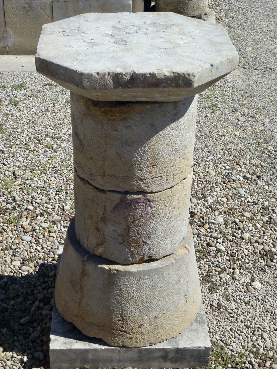 Antique Pedestal, antique base  - Stone - Louis XIV - XVIIth C.