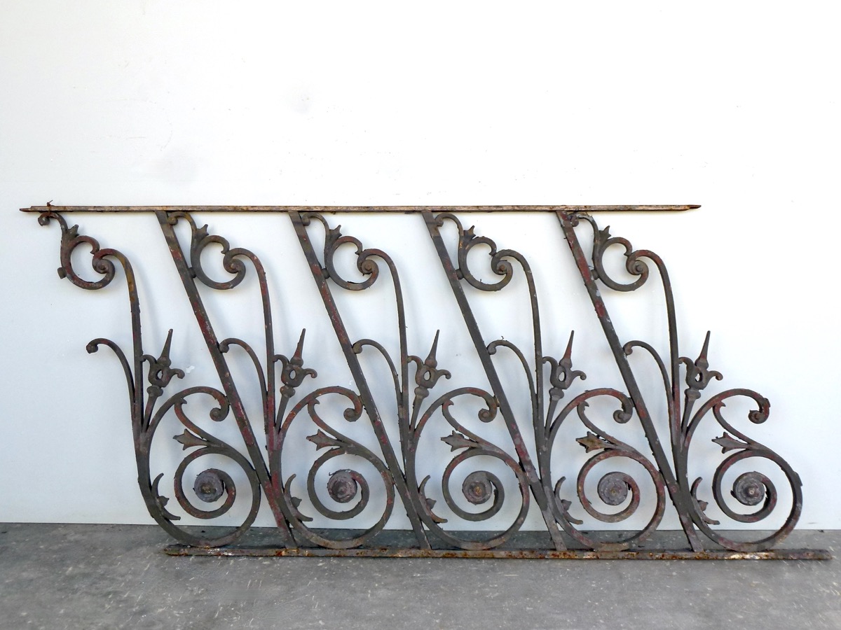 Antique balcony, Balustrade  - Cast iron - Napoléon III - XIXth C.