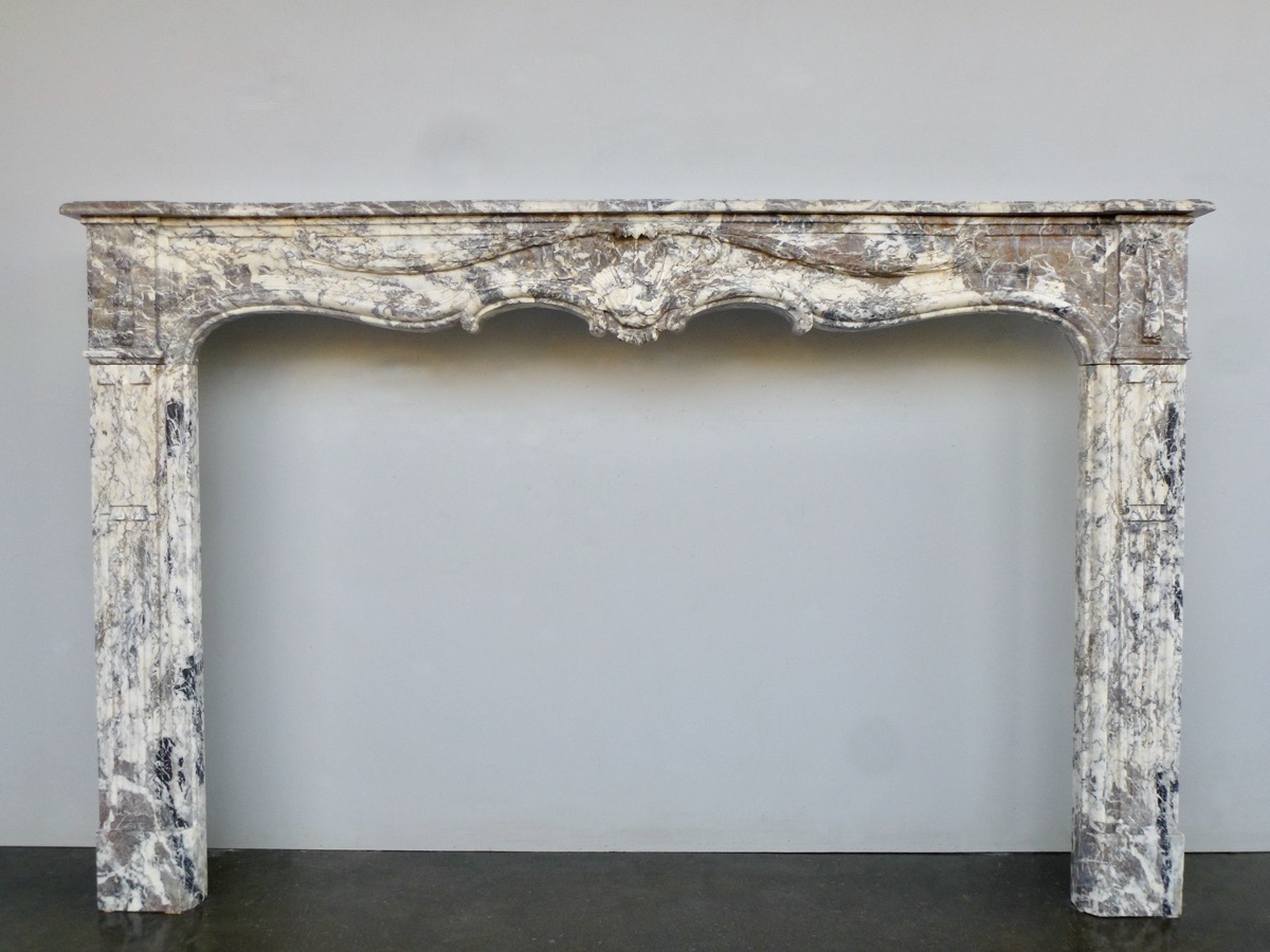 Antique fireplace  - Marble - Louis XV - XVIIIth C.