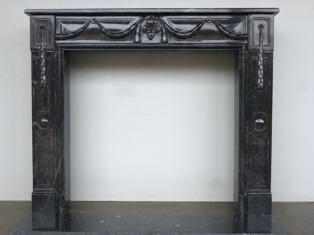 Antique fireplace  - Marble - Louis XVI - XVIIIthC.