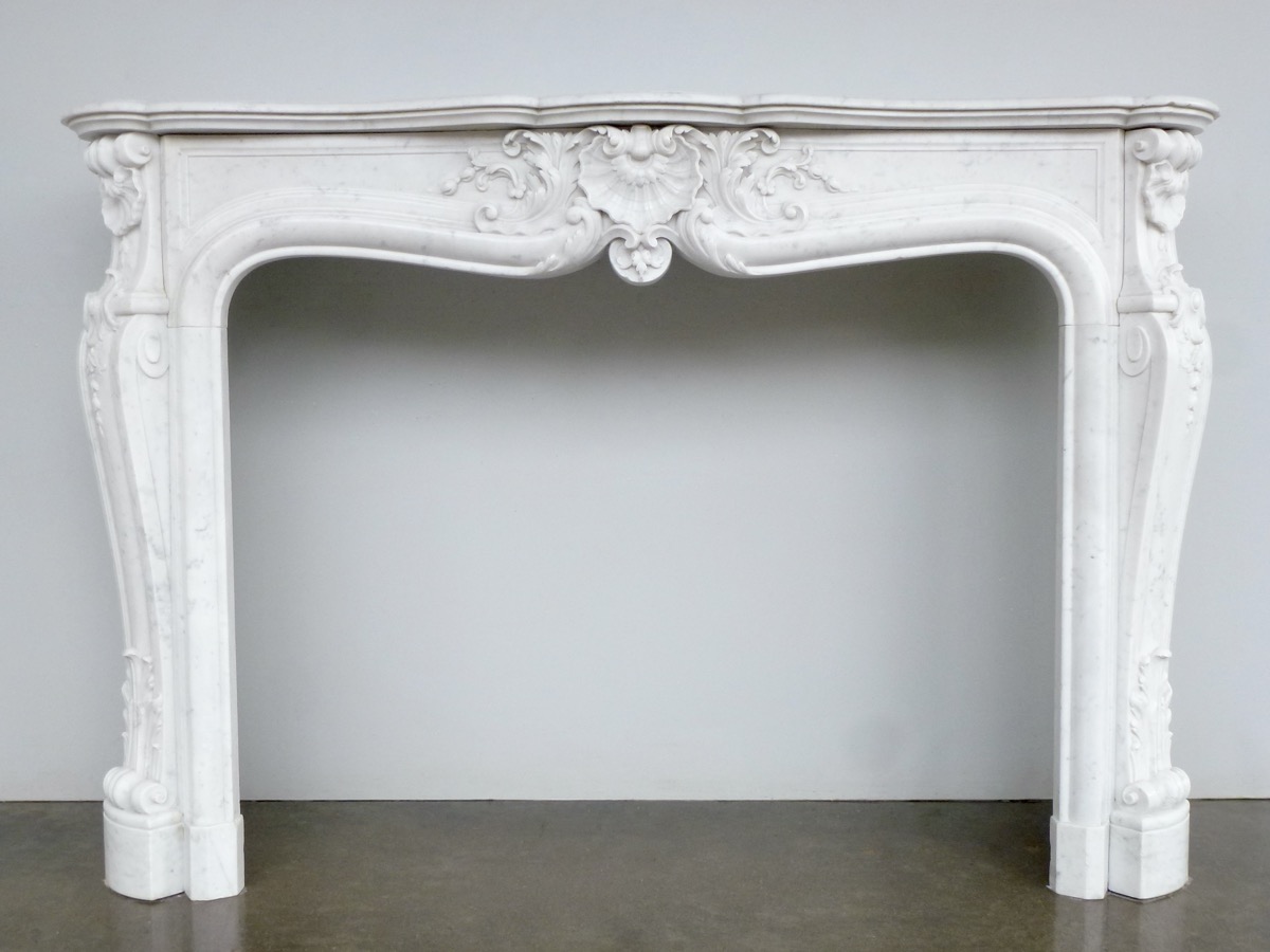 Cheminée ancienne  - Marbre blanc - Louis XV - XIXeS.