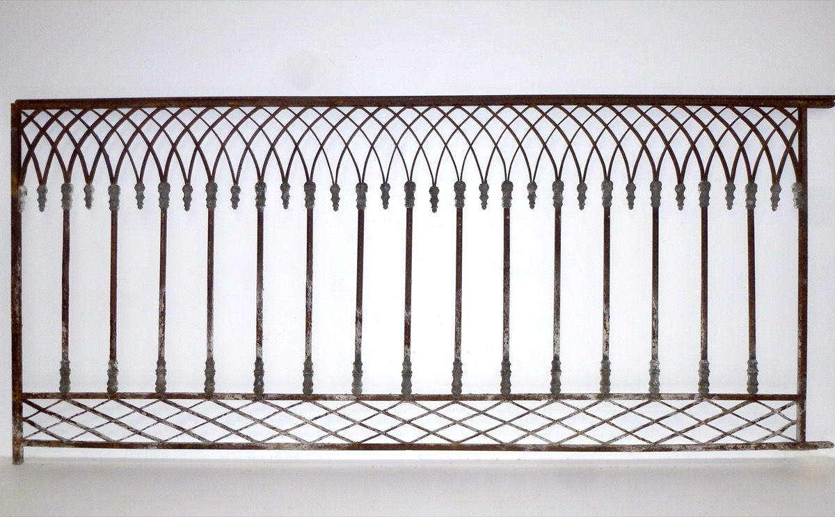 Balcon, Garde-corps ancien  - Fer forgé - Néo-gothique - XIXe S.