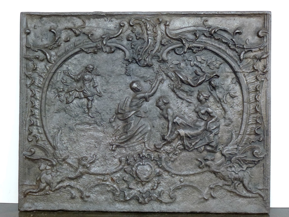 Antique fireback, Cast iron fire-back  - Cast iron - Louis XV - XVIIIthC.