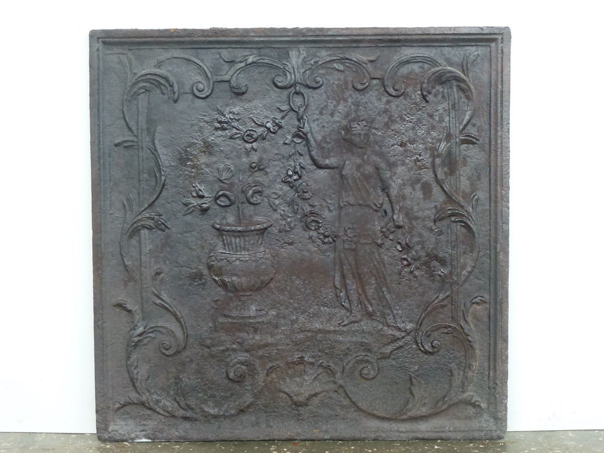 Antique fireback, Cast iron fire-back  - Cast iron - Louis XV - XVIIIth C.