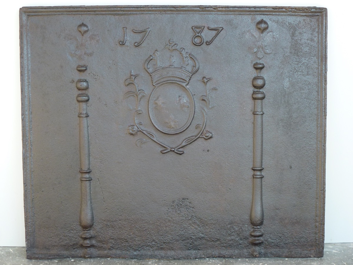 Plaque cheminée ancienne, Contrecoeur ancien  - Fonte - Louis XVI - XVIIIe S.