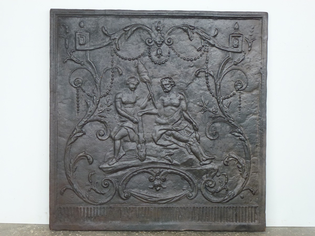 Plaque cheminée ancienne, Contrecoeur ancien  - Fonte - Louis XV - XXeS.