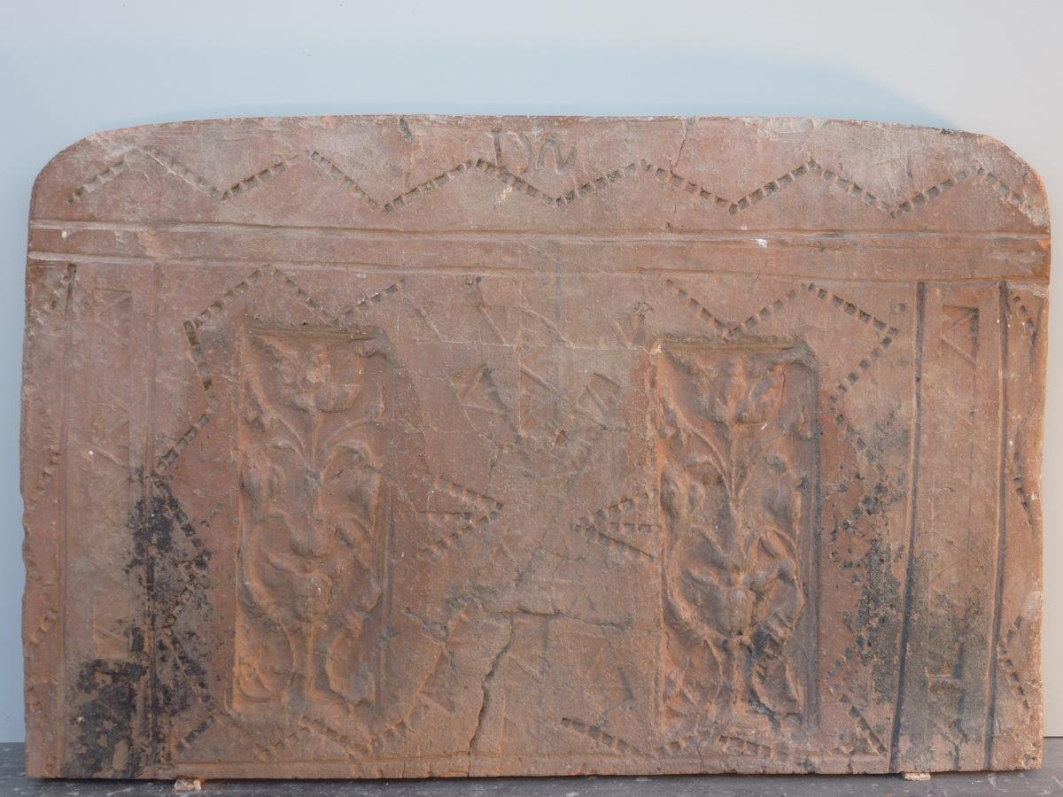 Plaque cheminée ancienne, Contrecoeur ancien  - Terre cuite, Grès - Renaissance - XVIe S.