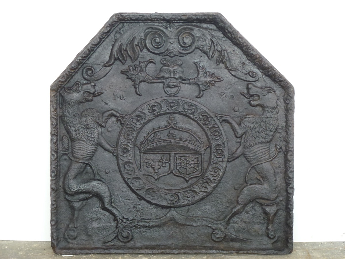 Plaque cheminée ancienne, Contrecoeur ancien  - Fonte - Louis XIII - XVIIeS.