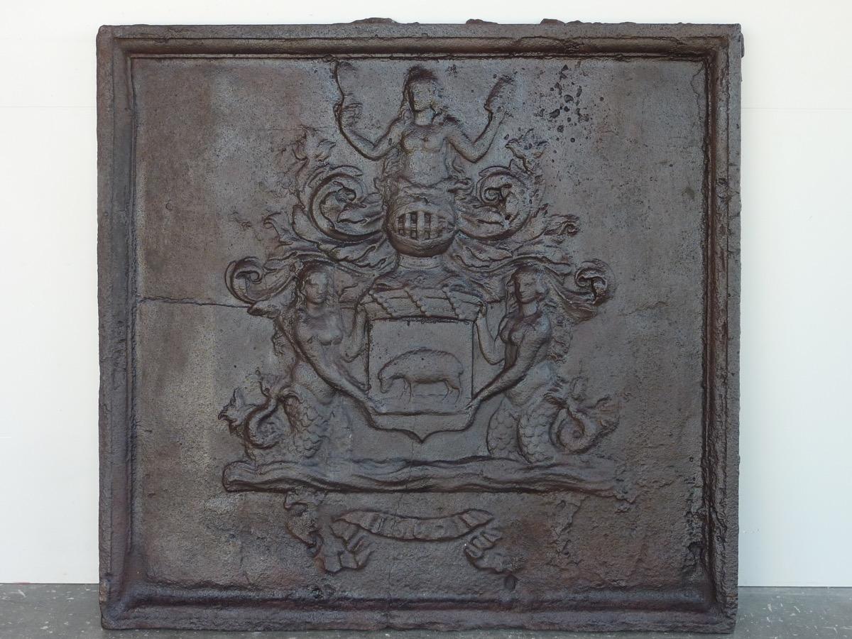 Antique fireback, Cast iron fire-back  - Cast iron - Louis XIV - XVIIth C.