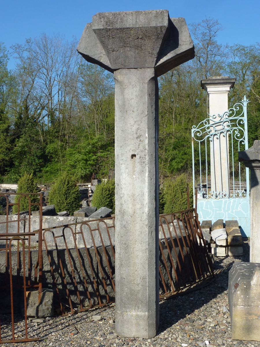 Colonne en pierre, Pilier en pierre  - Pierre - Haussmannien - XIXe S.